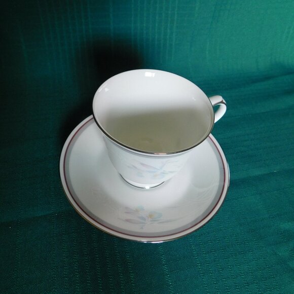 Noritake Malverne 3501 (1983) cup and saucer near mint condition - Picture 2 of 9